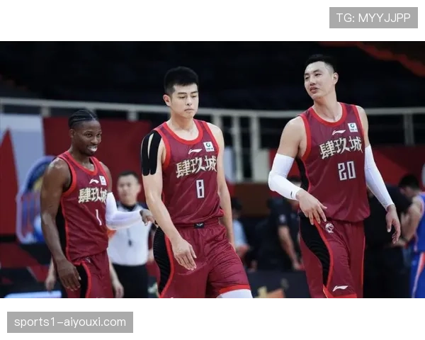 火箭平均身高占优 锋线尺寸群构建防守体系